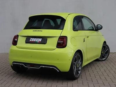 Groen Gebruikt 2024 Abarth 500e Scorpionissima Hatchback | € 34.900 (Eerlijke prijs)