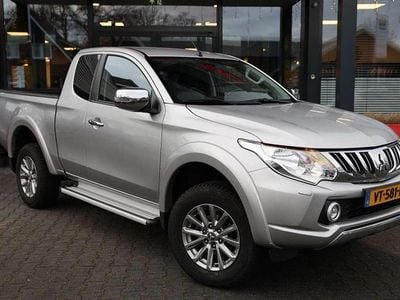 Zilver Gebruikt 2016 Mitsubishi L200 Pickup | € 24.194