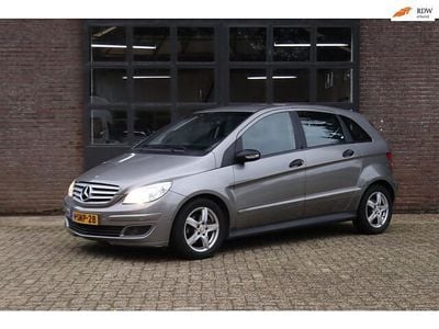 Mercedes B200