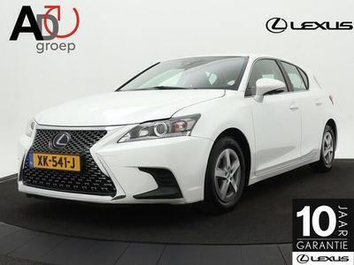 Lexus CT200h