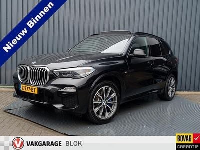 Zwart (metallic) Occasion 2020 BMW X5 Executive SUV | € 49.745 (Eerlijke prijs)