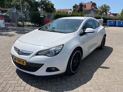 Opel Astra GTC