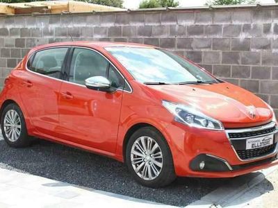Occasion Peugeot 208 Style 73 PK (53 kW) 2016 Zwart Hatchback