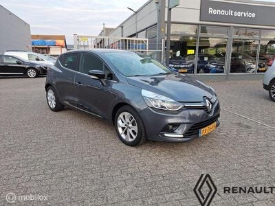 Grijs Occasion 2017 Renault Clio IV LIMITED Hatchback | € 8.950 (Eerlijke prijs)