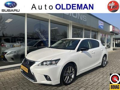 Lexus CT200h