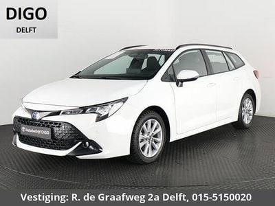 Wit Occasion 2024 Toyota Corolla Business Edition Stationwagen | € 26.200 (Goede deal)