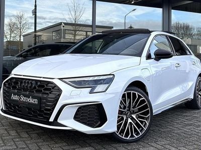 Wit Occasion 2021 Audi A3 Sportback e-tron S-Line Hatchback | € 31.949 (Eerlijke prijs)