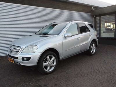 Mercedes ML320