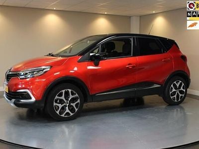 Rood (metallic) Gebruikt 2017 Renault Captur Intens SUV | € 12.440 (Goede deal)