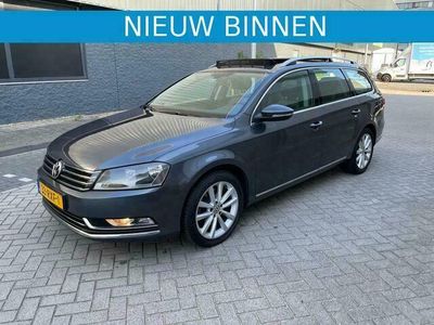 Grijs Gebruikt 2011 VW Passat Highline Stationwagen | € 8.299 (Duur)