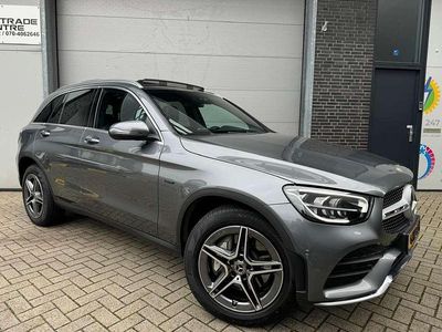 Grijs Occasion 2021 Mercedes GLC300e Premium SUV | € 45.450 (Iets duurder)