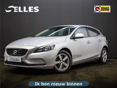 Grijs Gebruikt 2017 Volvo V40 Hatchback | € 13.000 (Eerlijke prijs)