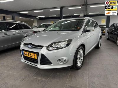 Grijs Occasion 2011 Ford Focus Titanium Stationwagen | € 4.995 (Eerlijke prijs)