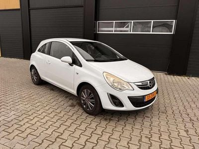 Occasion Opel Corsa Edition 86 PK (63 kW) 2012 Wit Hatchback