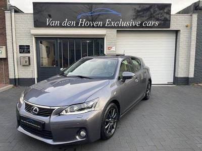 Grijs Gebruikt 2013 Lexus CT200h Luxury Line Hatchback | € 12.495 (Eerlijke prijs)