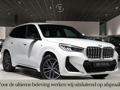 Wit (metallic) Gebruikt 2023 BMW iX1 M Sport SUV | € 38.899 (Goede deal)