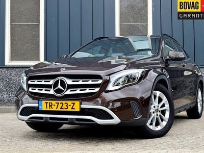 Bruin Gebruikt 2018 Mercedes GLA180 Business SUV | € 23.950 (Eerlijke prijs)