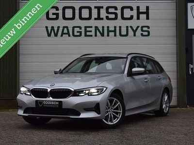 Grijs Gebruikt 2020 BMW 320 Comfort Edition Stationwagen | € 22.400 (Super prijs)