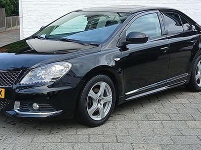 Zwart (metallic) Occasion 2012 Suzuki Kizashi Sport Sedan | € 17.499