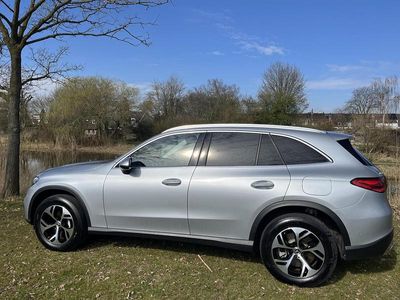 Mercedes GLC300