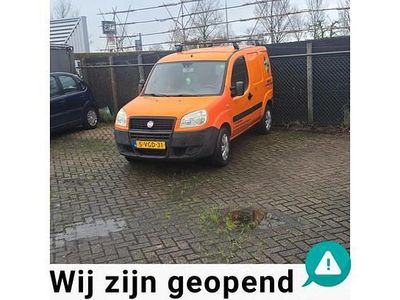Occasion Fiat Doblò Comfort 84 PK (61 kW) 2010 Oranje MPV