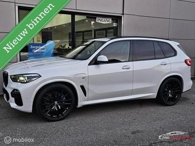 Wit Occasion 2021 BMW X5 M Sport SUV | € 54.995 (Goede deal)