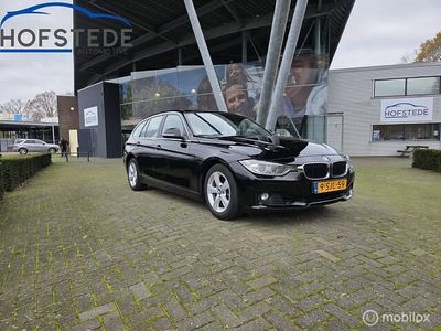 Zwart Occasion 2013 BMW 320 Efficient Dynamics Stationwagen | € 6.970 (Eerlijke prijs)