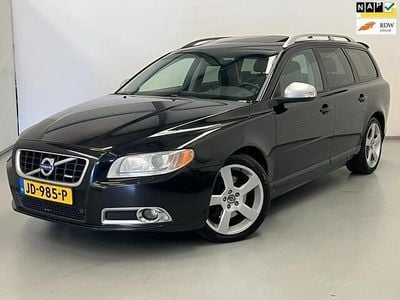 Zwart, metallic lak Occasion 2012 Volvo V70 R-Design Stationwagen | € 5.950
