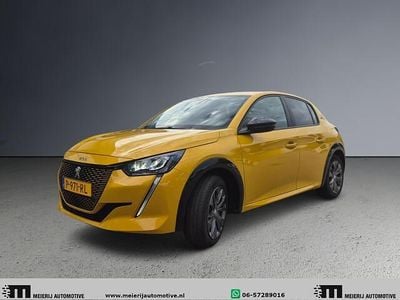 Peugeot e-208