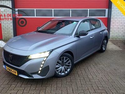 Grijs Occasion 2023 Peugeot 308 Business-Line Hatchback | € 16.888 (Goede deal)