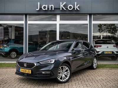 Grijs Gebruikt 2020 Seat Leon Style Hatchback | € 16.900 (Eerlijke prijs)