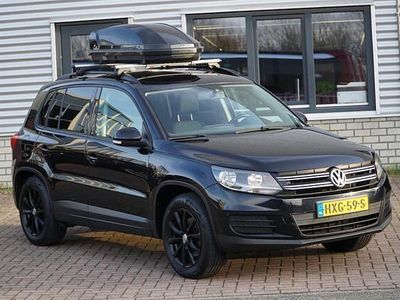Zwart (metallic) Gebruikt 2012 VW Tiguan Comfortline SUV | € 9.350