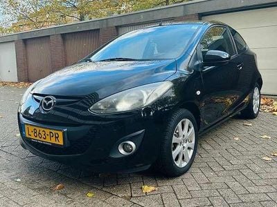 Zwart Gebruikt 2011 Mazda 2 Hatchback | € 3.500 (Eerlijke prijs)
