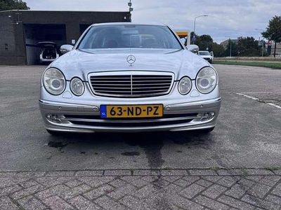 Mercedes E240
