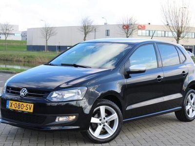 Zwart Gebruikt 2013 VW Polo Highline Hatchback | € 7.999 (Eerlijke prijs)