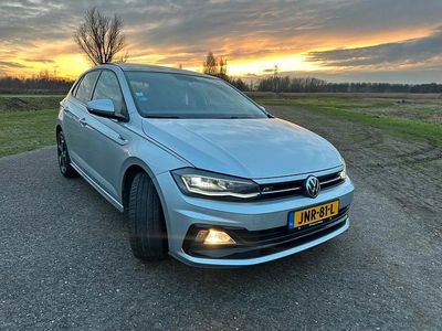 Grijs Gebruikt 2019 VW Polo Highline Hatchback | € 16.999 (Eerlijke prijs)