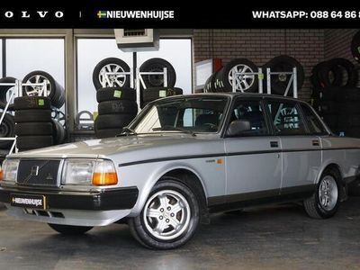 tweedehands Volvo 240 2.3 GL | Trekhaak | Elektr. bedienbare ramen | Automaat | LM Turbo velgen 16" | Nederlandse auto |