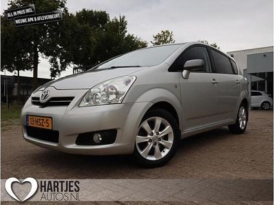 Grijs Gebruikt 2009 Toyota Verso Luna MPV | € 5.750 (Iets duurder)