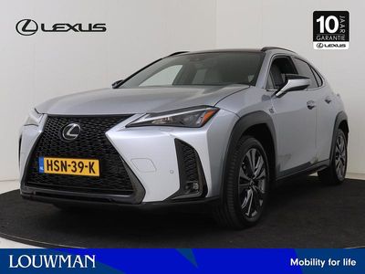 Lexus UX 250h