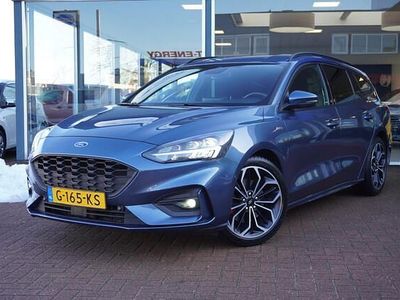 Blauw (metallic) Occasion 2019 Ford Focus Business Edition Stationwagen | € 10.499 (Duur)