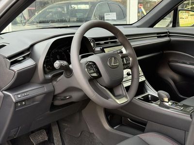 Lexus LBX