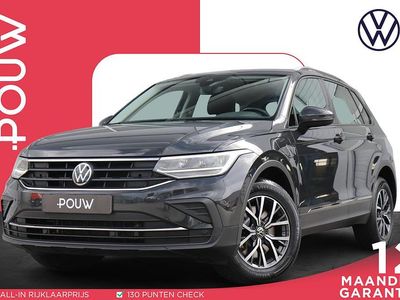 Grijs Gebruikt 2022 VW Tiguan Life SUV | € 27.450 (Super prijs)