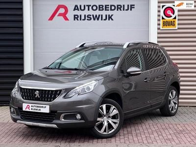 Grijs Occasion 2019 Peugeot 2008 GT-line SUV | € 9.950 (Super prijs)