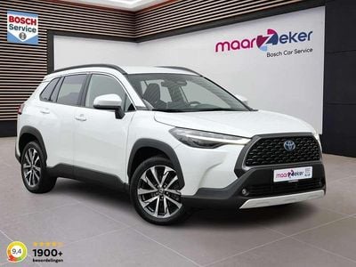 Wit Occasion 2023 Toyota Corolla Cross SUV | € 32.750 (Super prijs)