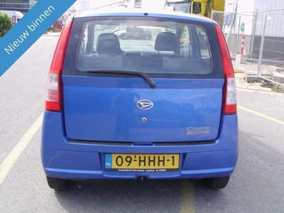 Occasion Daihatsu Cuore 58 PK (42 kW) 2008 Blauw, metallic lak Hatchback