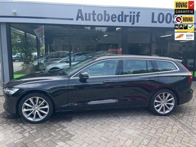 tweedehands Volvo V60 2.0 T4 Momentum Pro