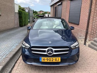Mercedes B200