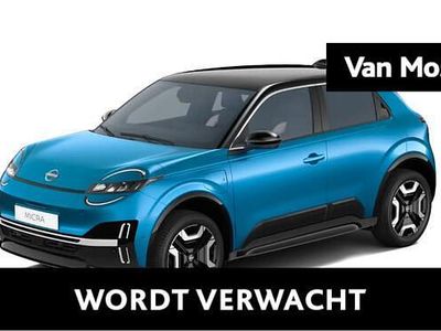 Blauw Nieuw 2025 Nissan Micra Evolve Hatchback | € 36.490