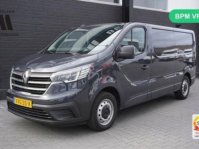 Grijs Occasion 2023 Renault Trafic MPV | € 23.900 (Super prijs)