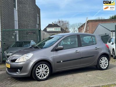 tweedehands Renault Clio 1.2-16V Collection